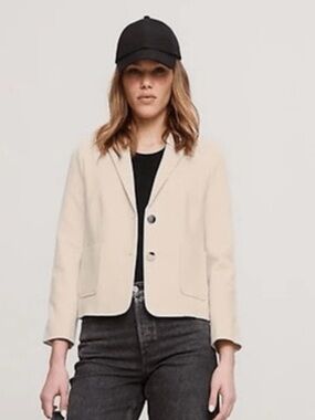 Banana Republic Cream Everywhere Ponte Short Blazer - SP